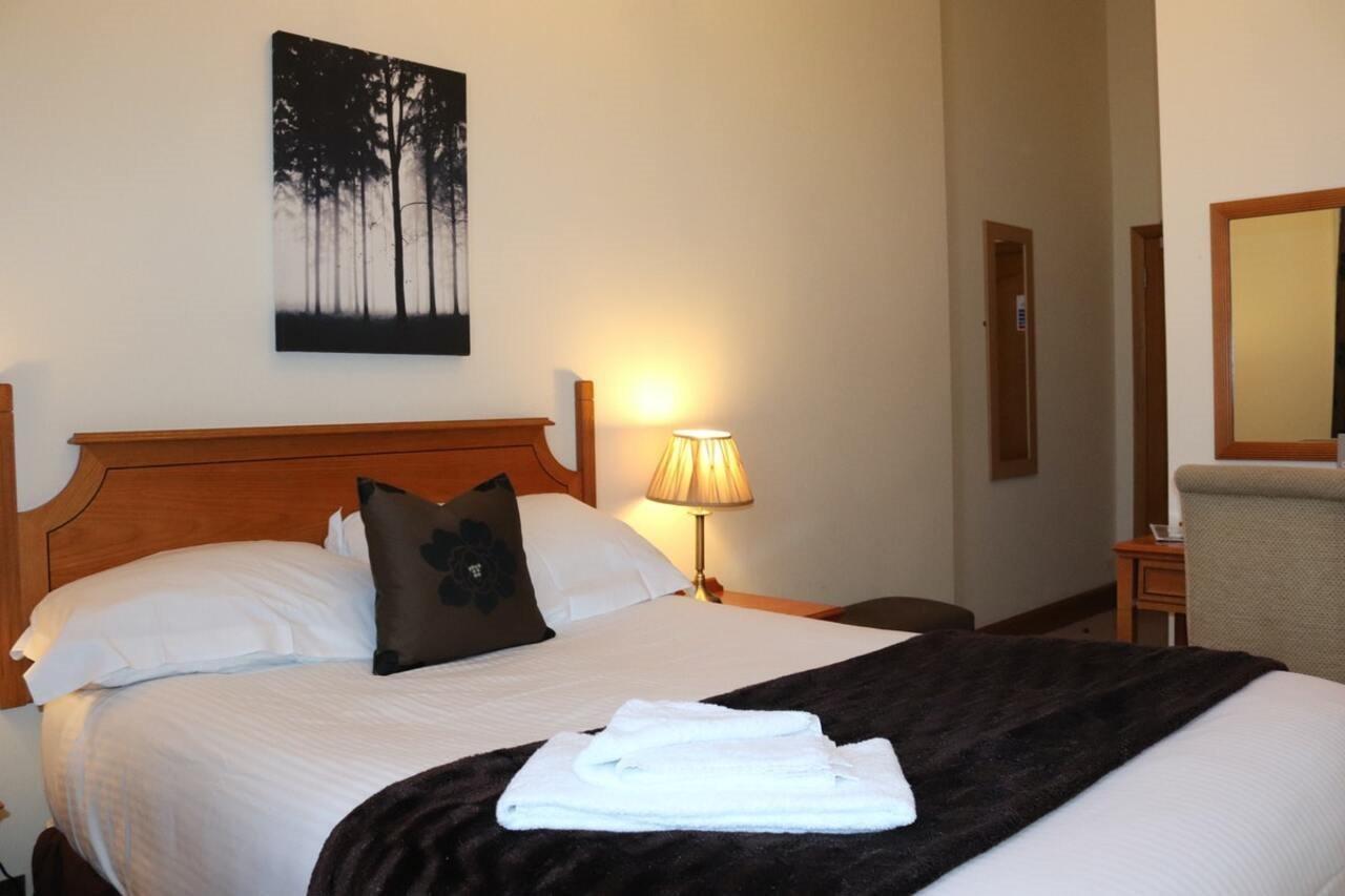 The City Hotel Dunfermline Buitenkant foto